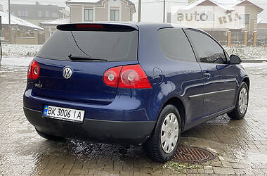 Купе Volkswagen Golf 2004 в Ровно