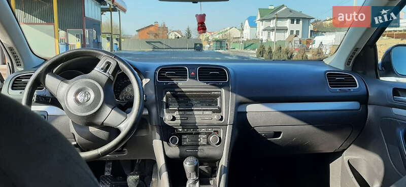 Универсал Volkswagen Golf 2012 в Хмельницком