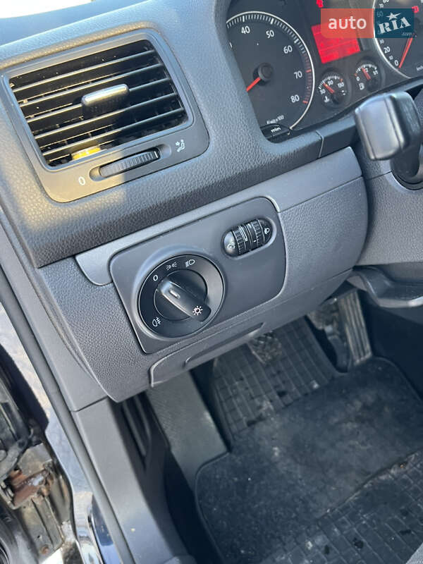 Универсал Volkswagen Golf 2009 в Кобеляках