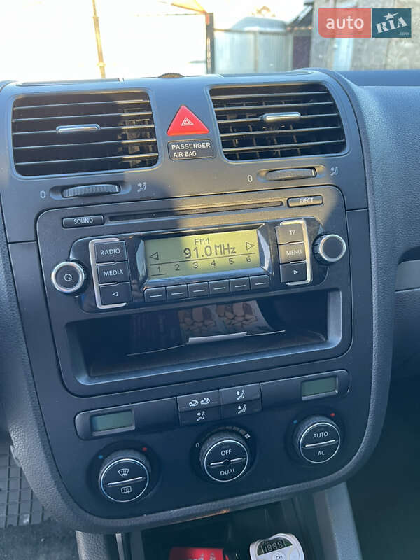 Универсал Volkswagen Golf 2009 в Кобеляках