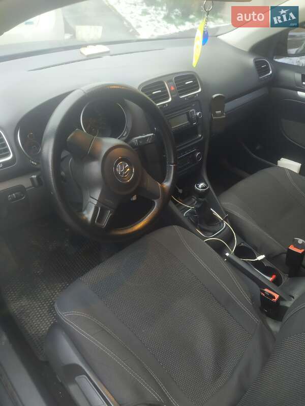 Універсал Volkswagen Golf 2011 в Вінниці
