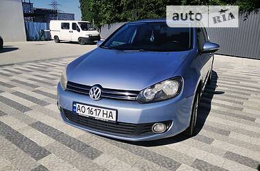 Хэтчбек Volkswagen Golf 2011 в Ужгороде