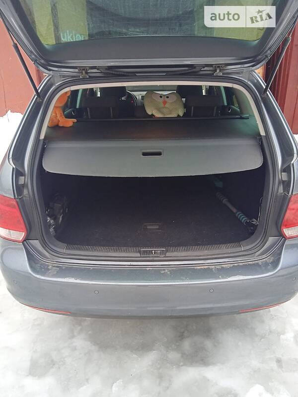 Универсал Volkswagen Golf 2008 в Чернигове