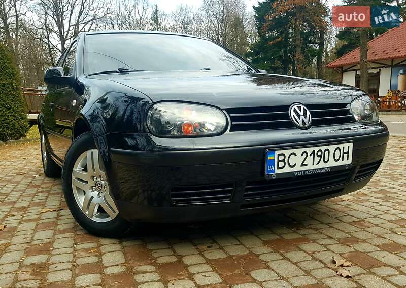 Volkswagen Golf 2002