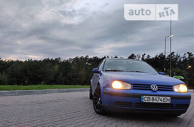 Хетчбек Volkswagen Golf 1999 в Чернігові