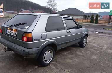 Хетчбек Volkswagen Golf 1988 в Виноградові