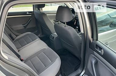 Универсал Volkswagen Golf 2009 в Луцке