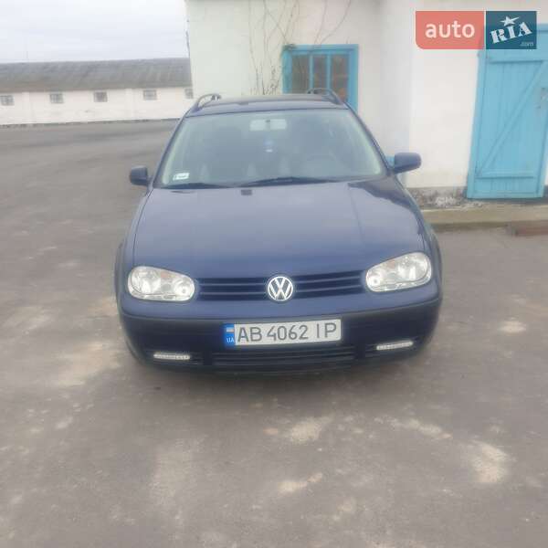 Volkswagen Golf 2000