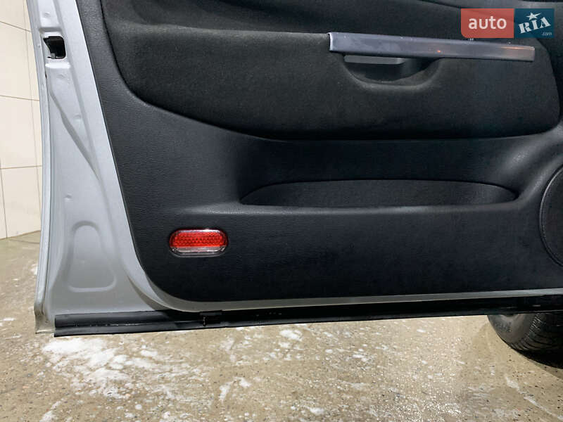 Універсал Volkswagen Golf 2004 в Зачепилівці