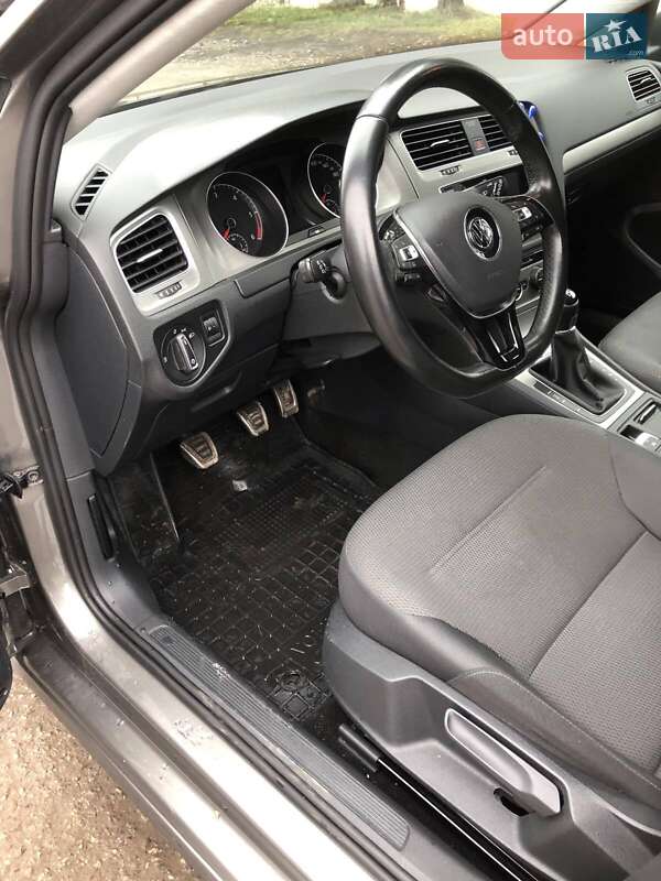 Універсал Volkswagen Golf 2014 в Монастириській