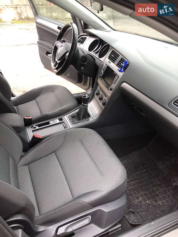 Універсал Volkswagen Golf 2014 в Монастириській