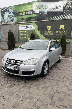 Универсал Volkswagen Golf 2009 в Кропивницком