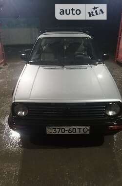 Хэтчбек Volkswagen Golf 1988 в Стрые