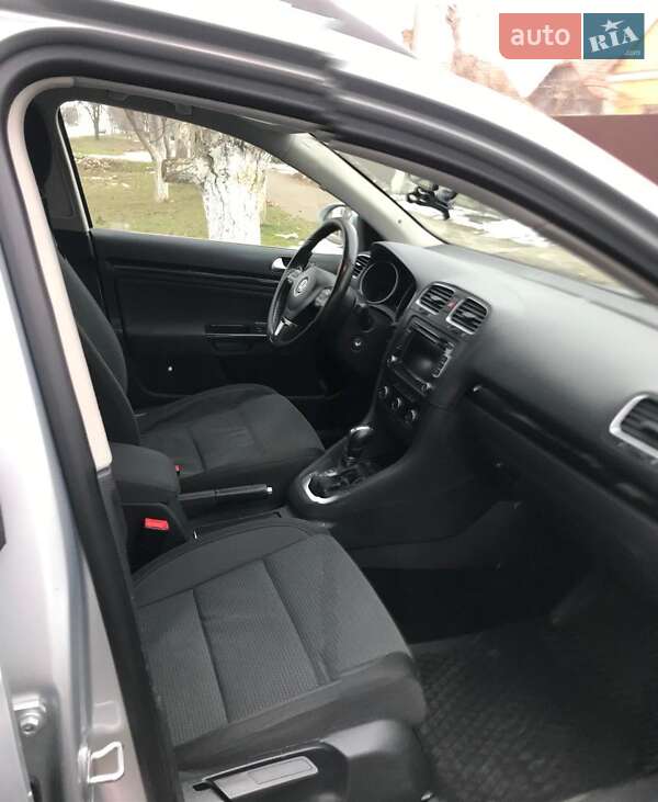 Універсал Volkswagen Golf 2012 в Ізмаїлі