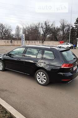 Універсал Volkswagen Golf 2018 в Кривому Розі