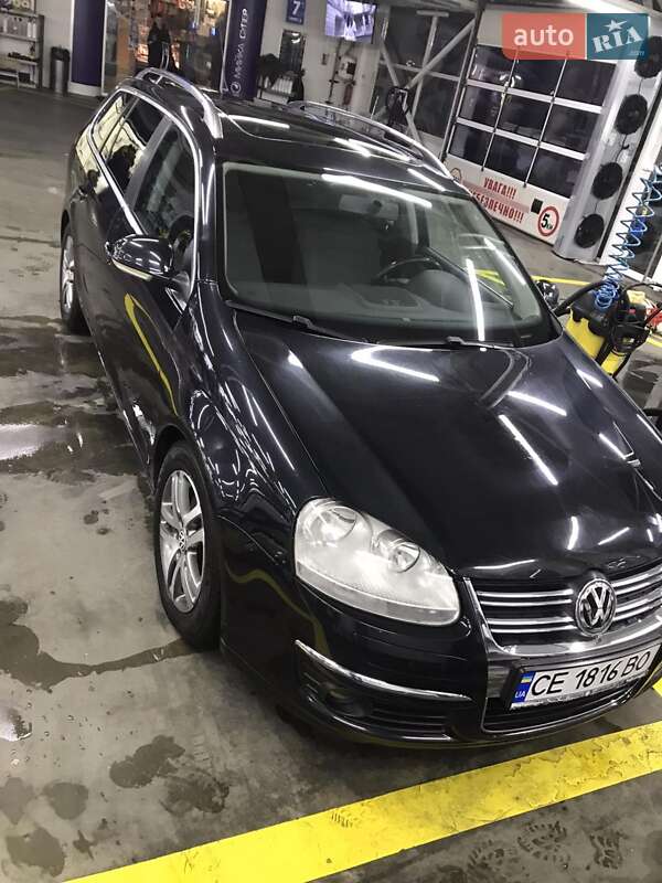 Универсал Volkswagen Golf 2008 в Черновцах