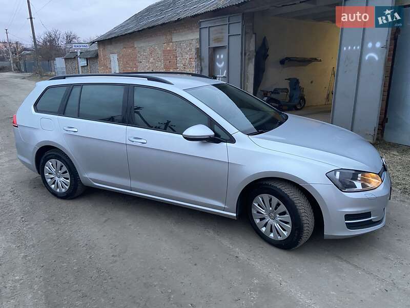 Універсал Volkswagen Golf 2013 в Олександрівці