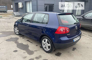 Хэтчбек Volkswagen Golf 2008 в Харькове