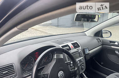 Хэтчбек Volkswagen Golf 2008 в Харькове