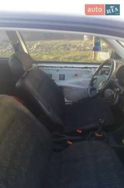 Хэтчбек Volkswagen Golf 1995 в  фото 6 Хэтчбек Volkswagen Golf 1995 в