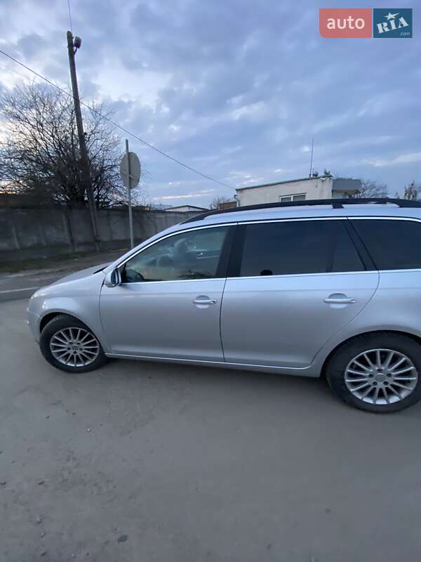 Універсал Volkswagen Golf 2008 в Львові