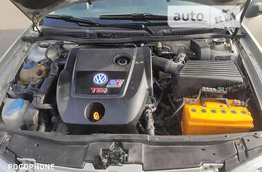 Хэтчбек Volkswagen Golf 2000 в Ковеле