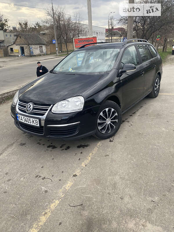 Универсал Volkswagen Golf 2007 в Киеве