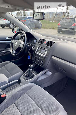 Универсал Volkswagen Golf 2007 в Киеве