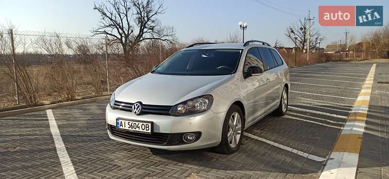 Универсал Volkswagen Golf 2012 в Ирпене
