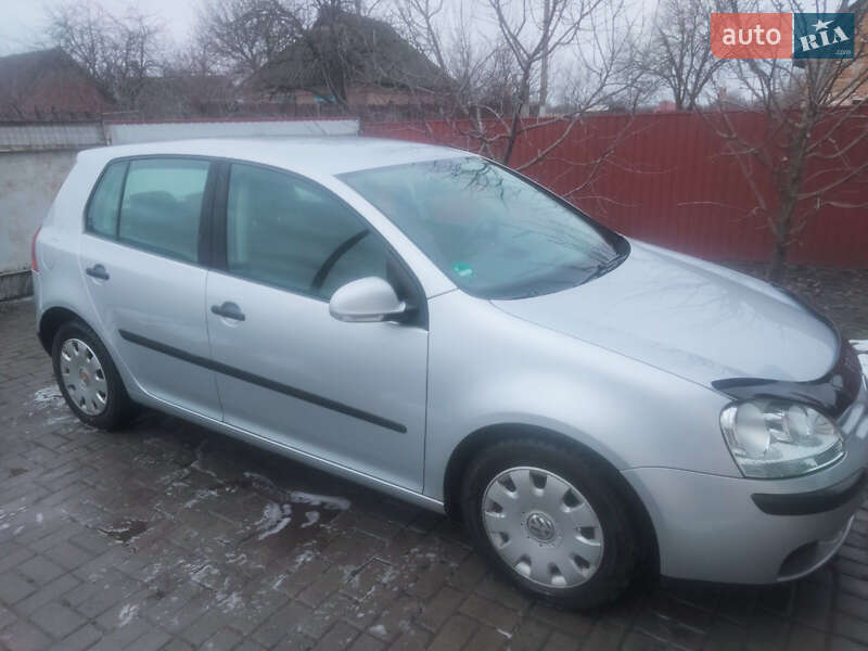 Volkswagen Golf 2005