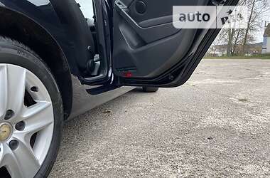 Хэтчбек Volkswagen Golf 2009 в 