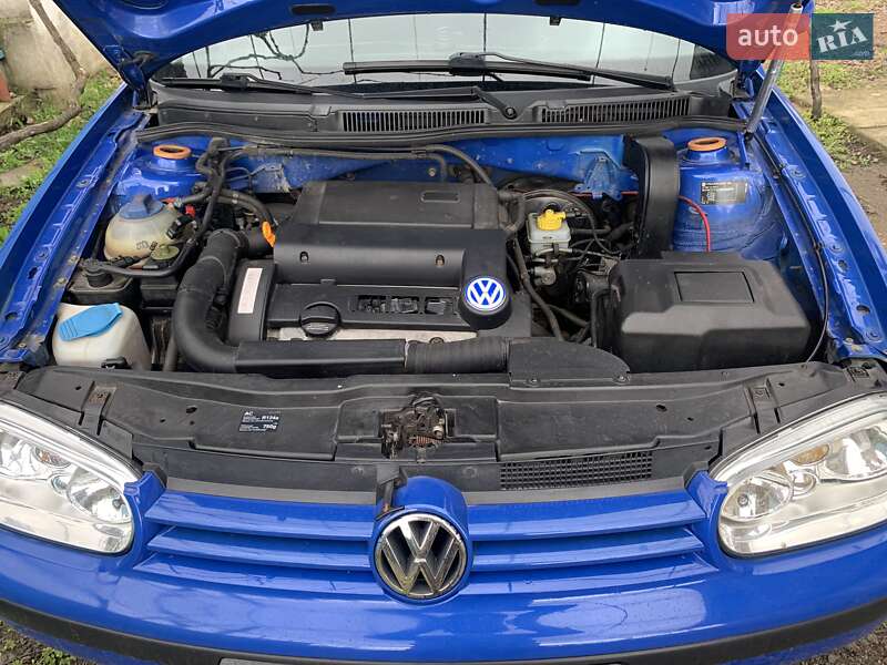 Volkswagen Golf 2002