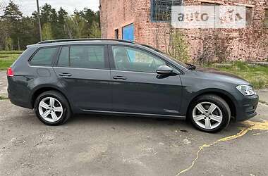 Универсал Volkswagen Golf 2013 в Сосновке