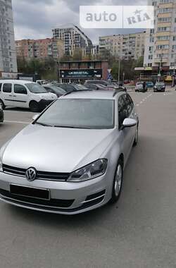 Универсал Volkswagen Golf 2016 в Киеве