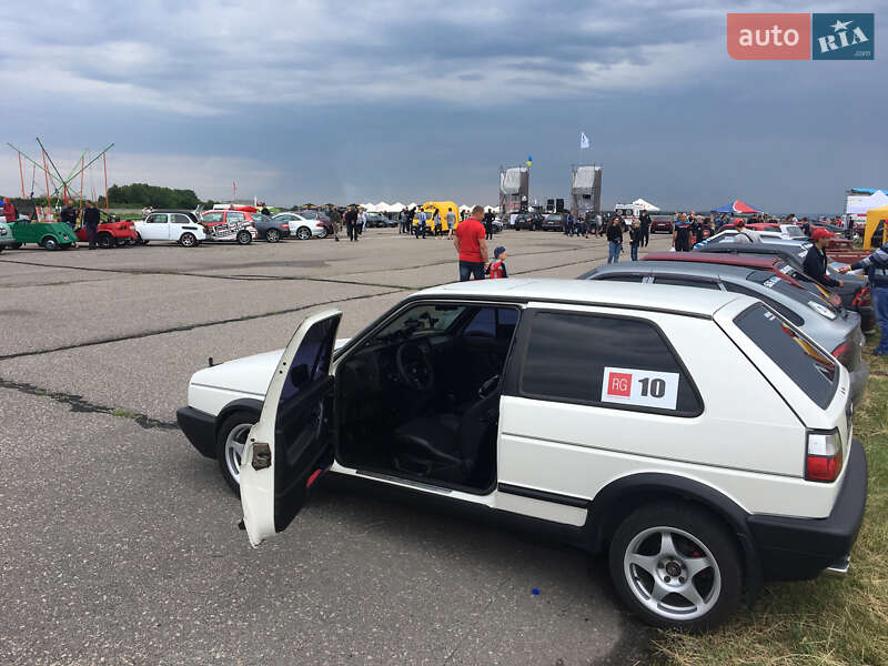 Хэтчбек Volkswagen Golf 1987 в Кривом Роге