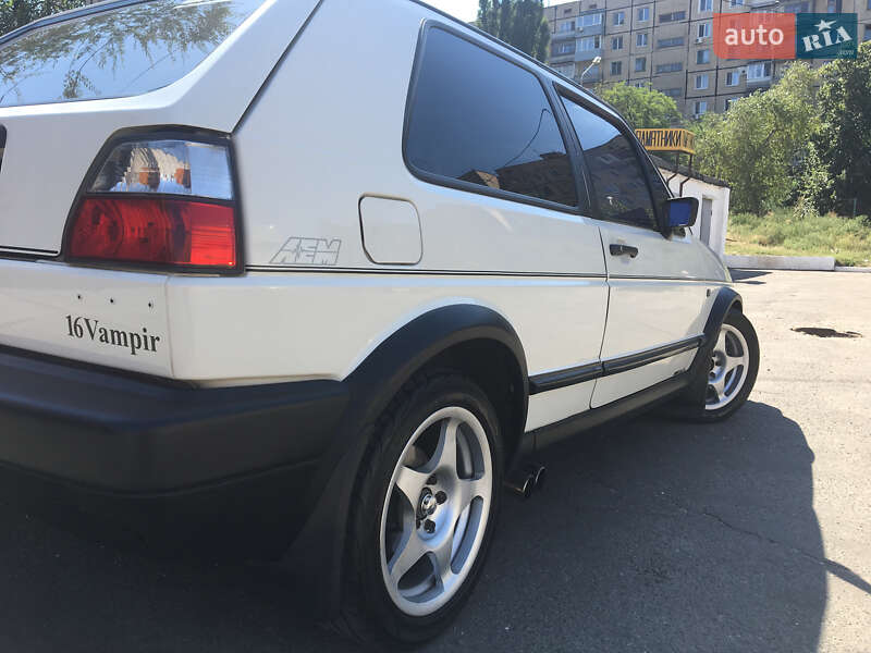Хэтчбек Volkswagen Golf 1987 в Кривом Роге