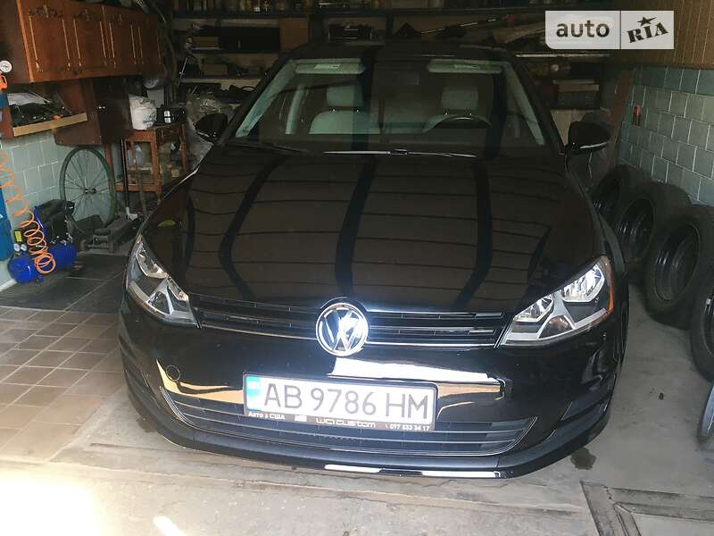 Хетчбек Volkswagen Golf 2015 в Козятині
