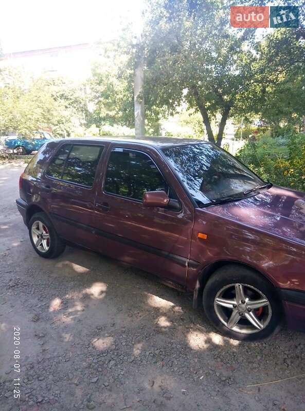 Хетчбек Volkswagen Golf 1994 в Харкові