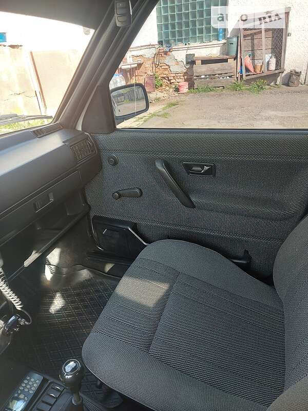 Хетчбек Volkswagen Golf 1991 в Тячеві