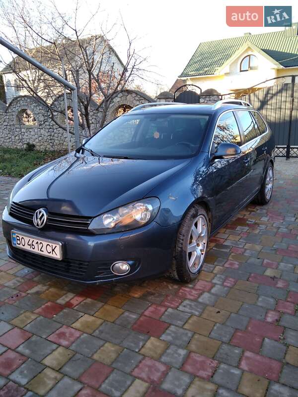 Универсал Volkswagen Golf 2010 в Тернополе