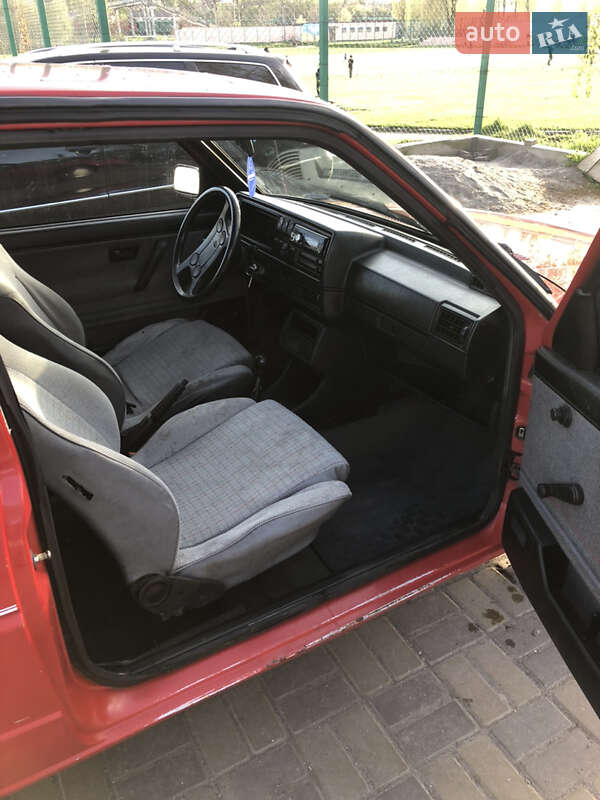 Хетчбек Volkswagen Golf 1987 в Хмельницькому