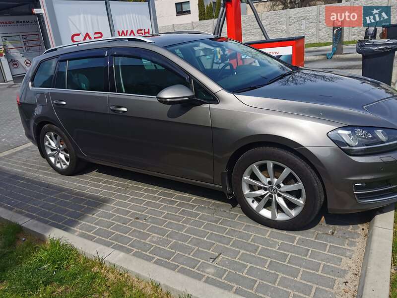 Універсал Volkswagen Golf 2016 в Харкові