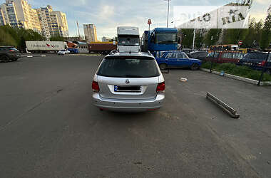 Универсал Volkswagen Golf 2010 в 