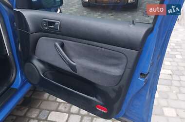 Хэтчбек Volkswagen Golf 1999 в Ходорове