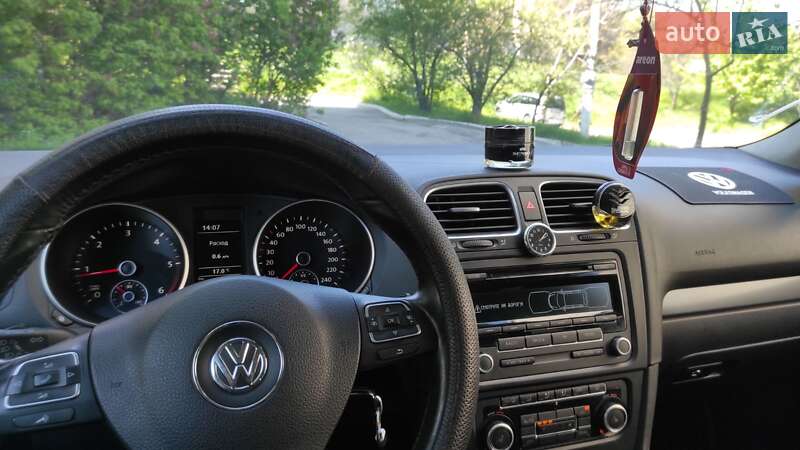 Универсал Volkswagen Golf 2011 в Балаклее