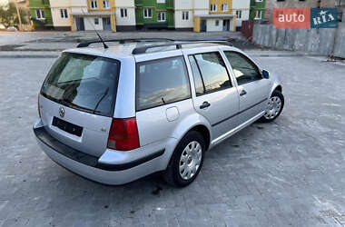 Універсал Volkswagen Golf 2000 в Луцьку