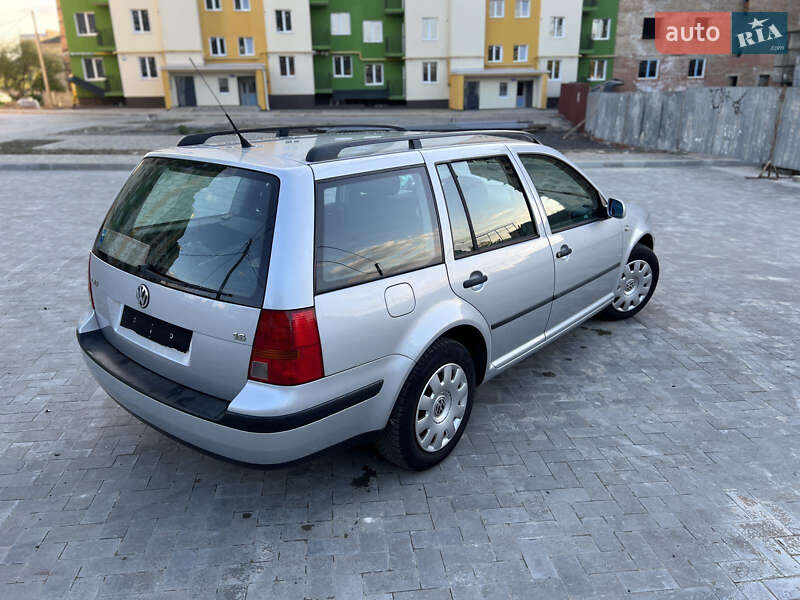 Универсал Volkswagen Golf 2000 в Луцке