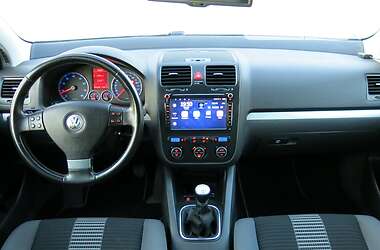 Хэтчбек Volkswagen Golf 2008 в Львове