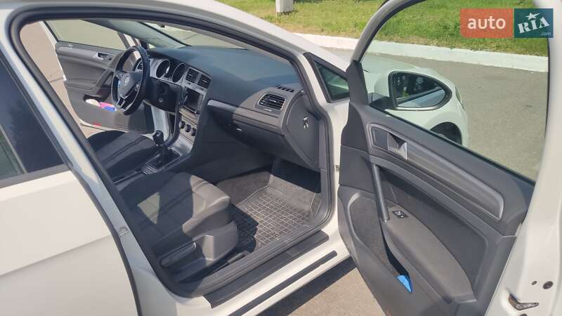 Універсал Volkswagen Golf 2014 в Кременчуці