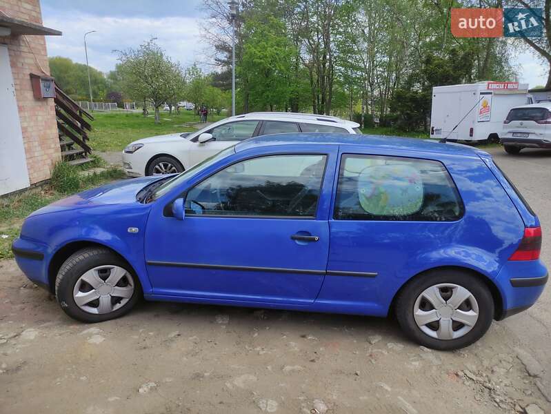 Хэтчбек Volkswagen Golf 2000 в Днепре